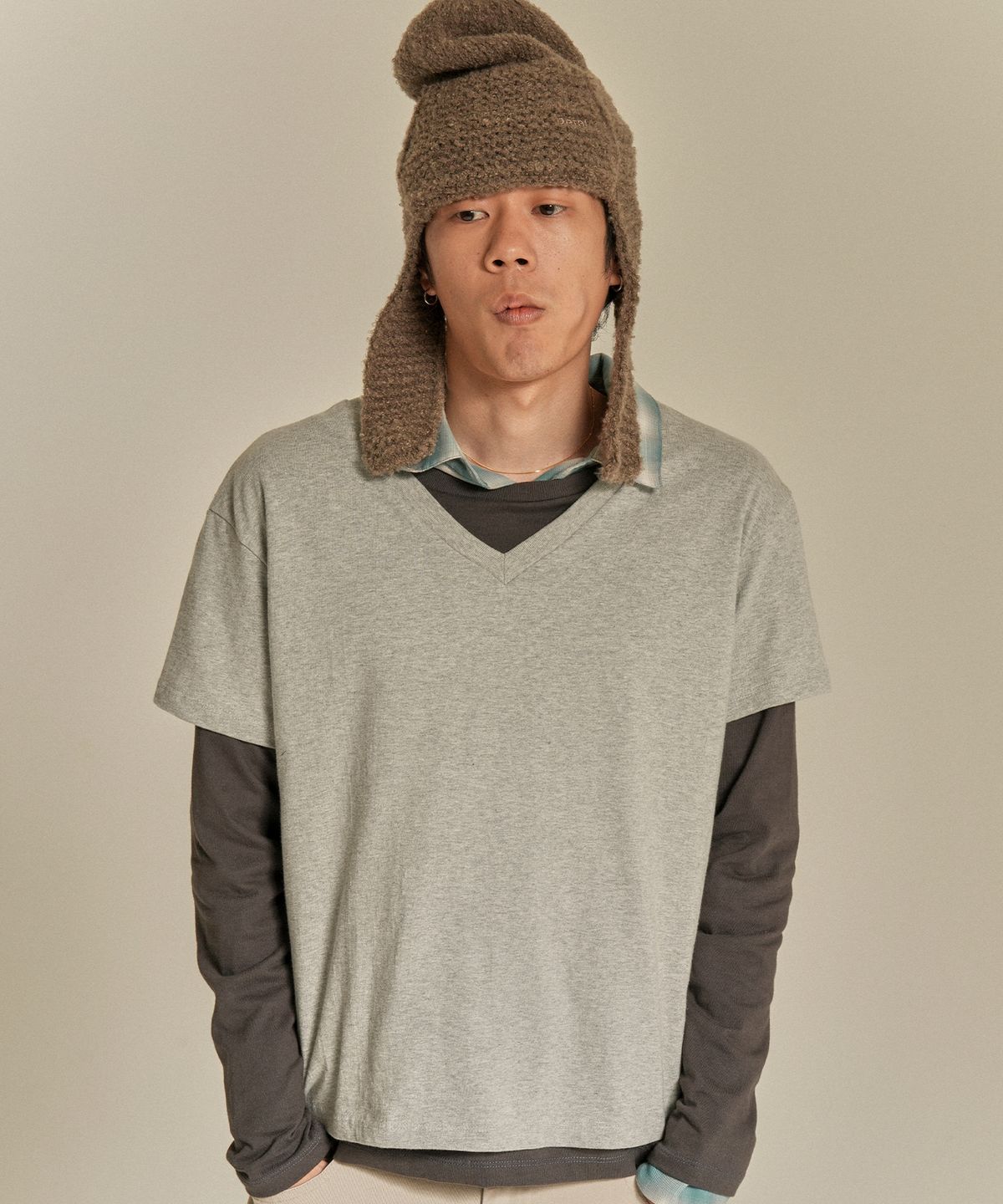 마이네임이즈피터(MYNAMEISPETER) LAYERED V-NECK LONG SLEEVE T-SHIRT - GRAY