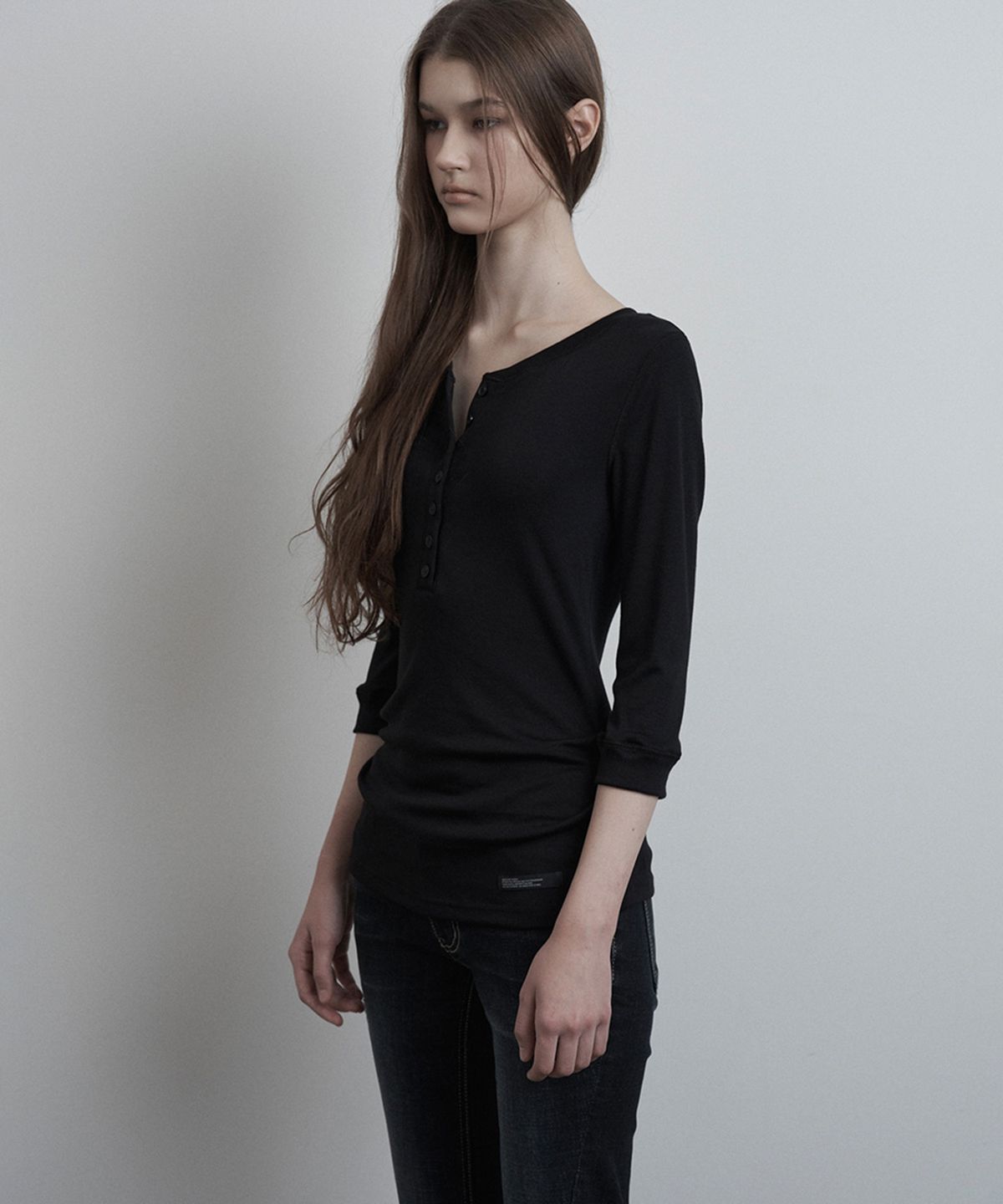 이네기(INEGI) Henley Neck 3/4 Sleeve (black)