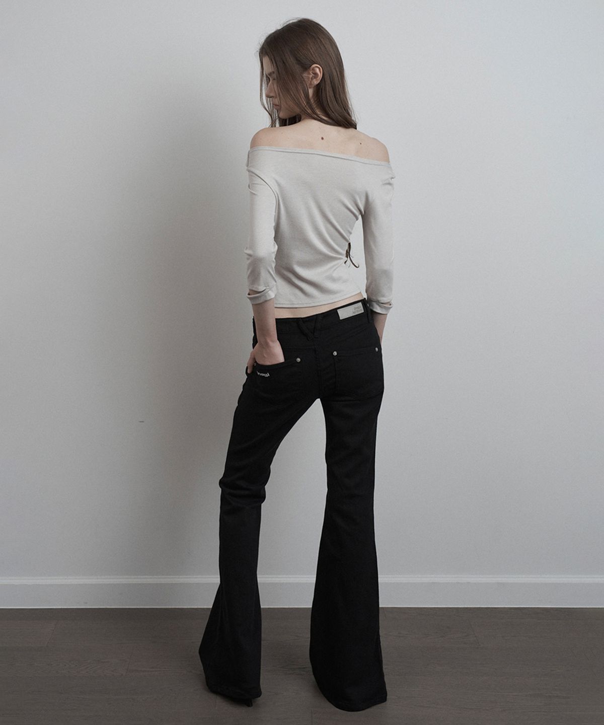 이네기(INEGI) Offset Slub Bootcut Pants (black)