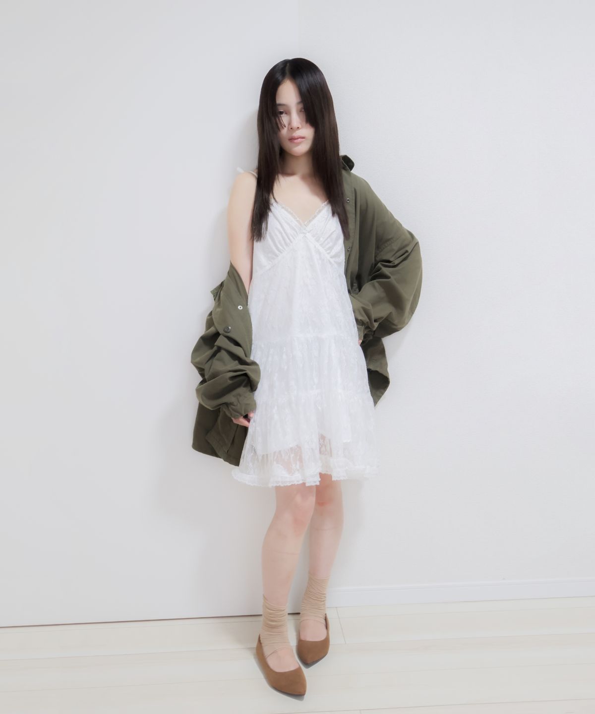 로액슈얼(LO AXUAL) 레이스 트리밍 뷔스티에 드레스_화이트