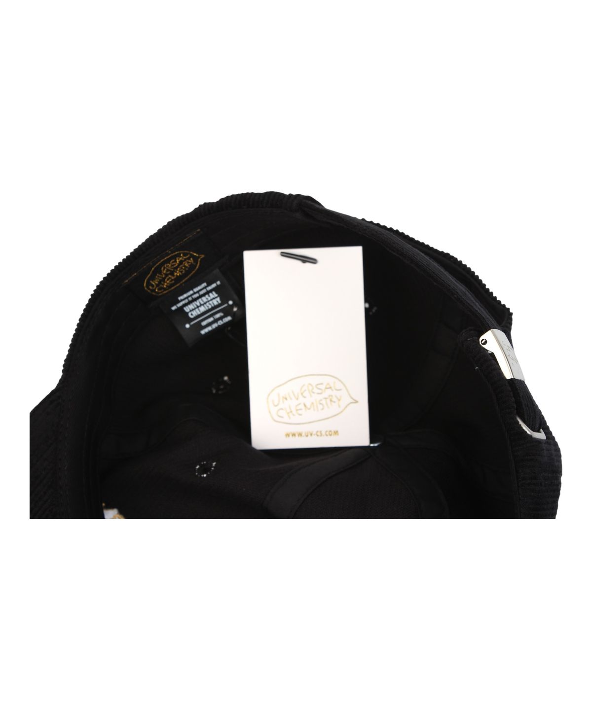 유니버셜 케미스트리(UNIVERSAL CHEMISTRY) Corduroy Logo Black Strapback Cap