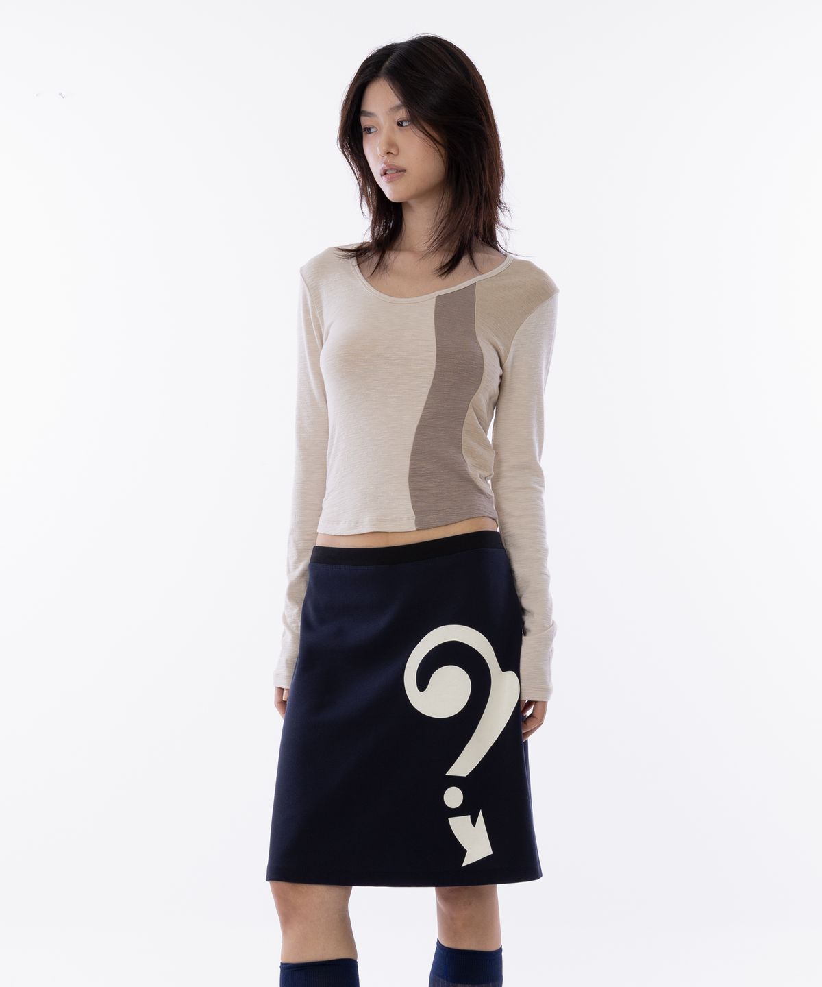 라이라이(LYELYE) QM Printing Midi Skirt [Navy]
