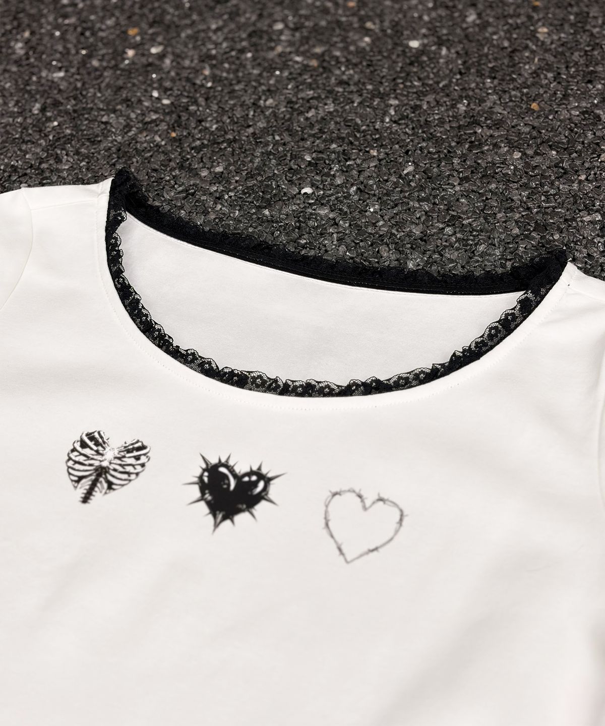 해빙(HAEBING) Punk Symbol Heart Long Sleeve