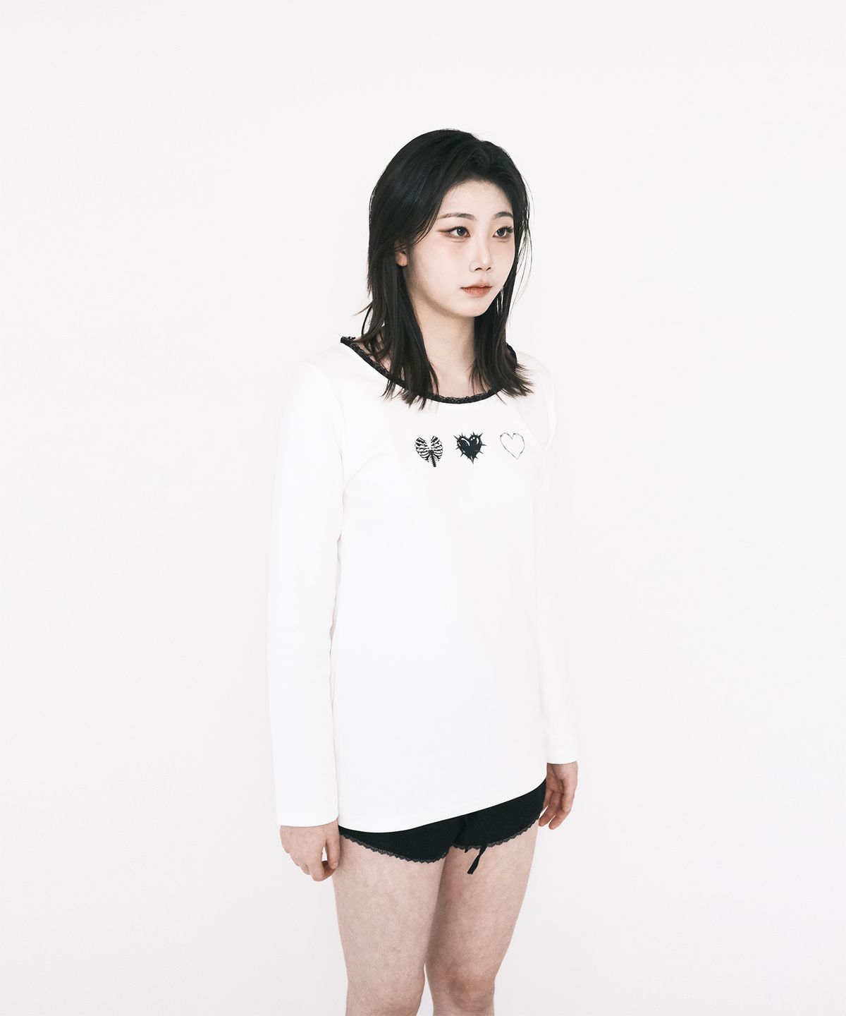 해빙(HAEBING) Punk Symbol Heart Long Sleeve