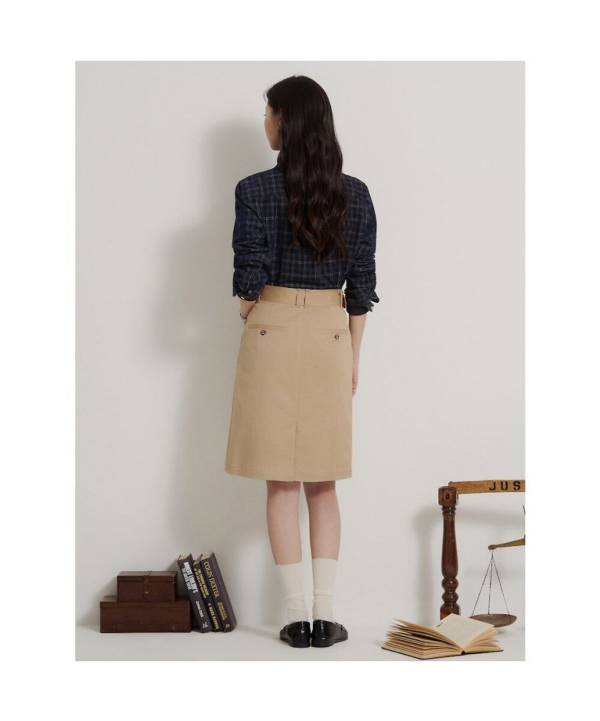 빈폴 레이디스(BEANPOLE LADIES) 코듀로이 체크 레귤러핏 셔츠  네이비 (BF6964C21R)