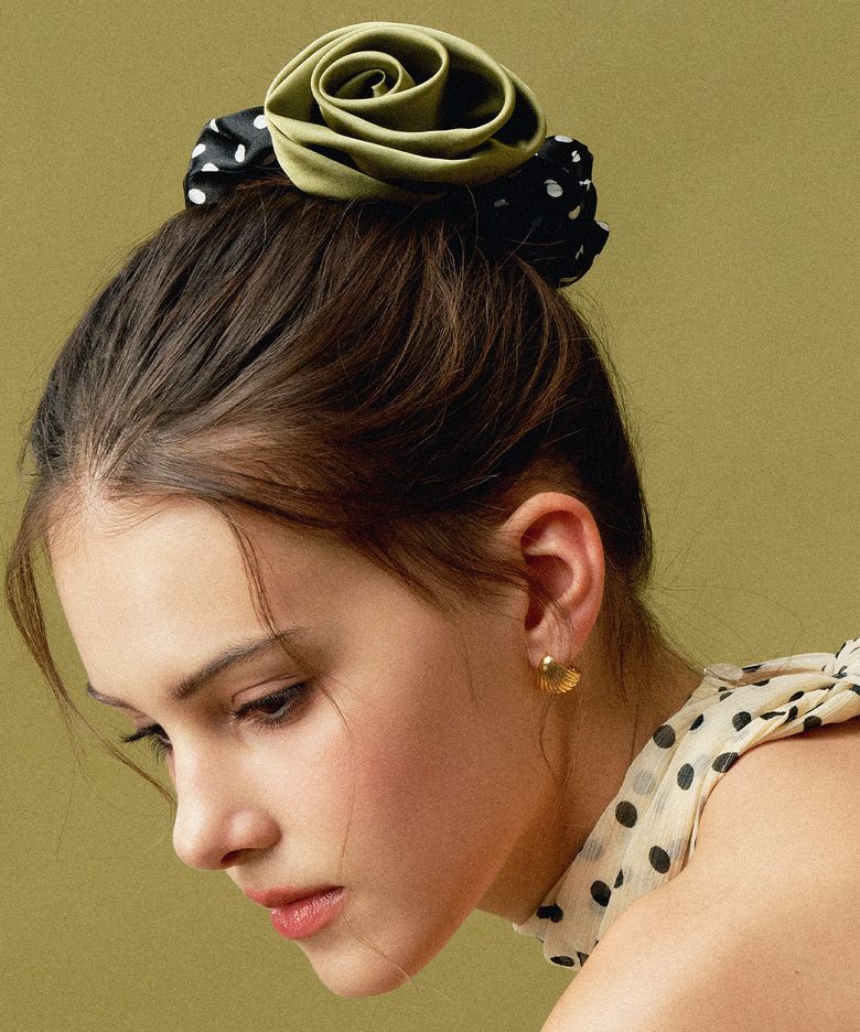 HPP030 Rose Dot Hair Scrunchie