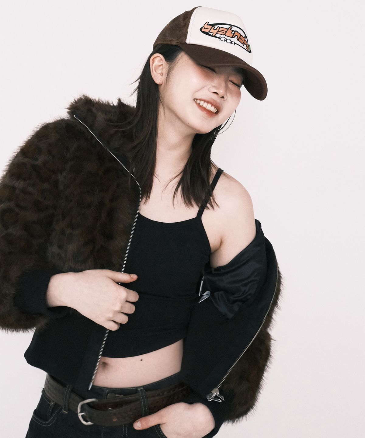 해빙(HAEBING) Half-Rib Leopard Fur Jacket