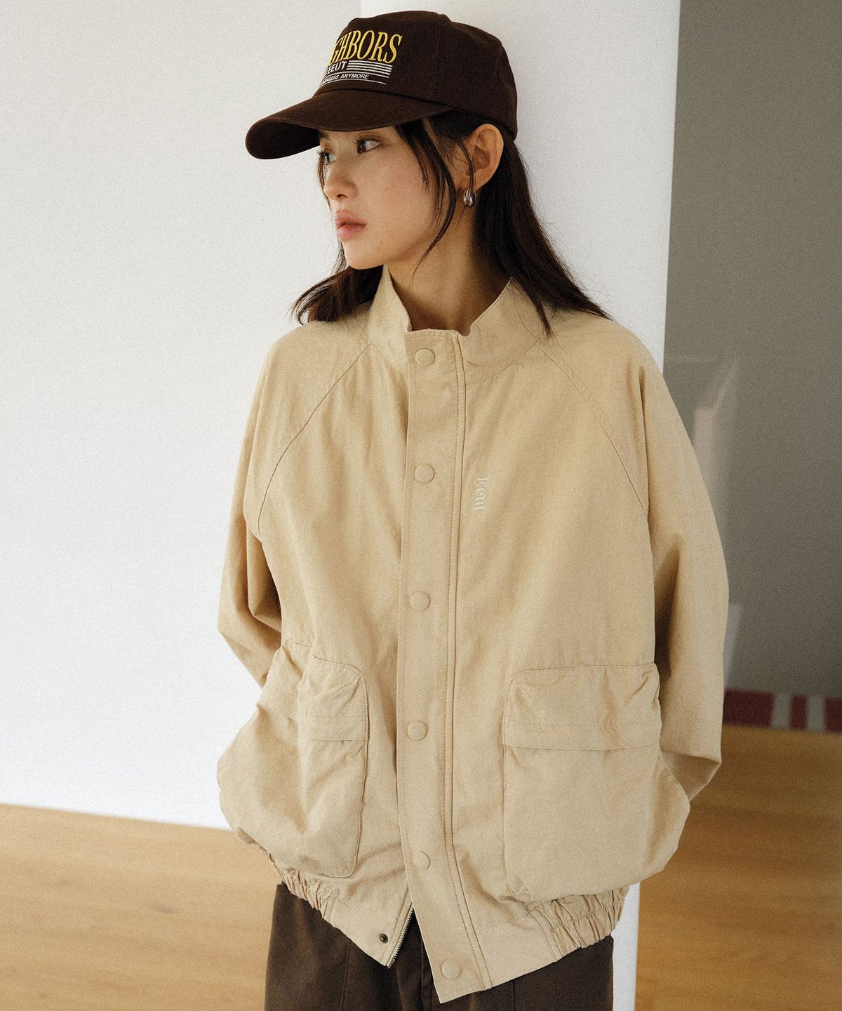 이우트(EEUT) WASHED POCKET BLOUSON JACKET / LIGHT BEIGE
