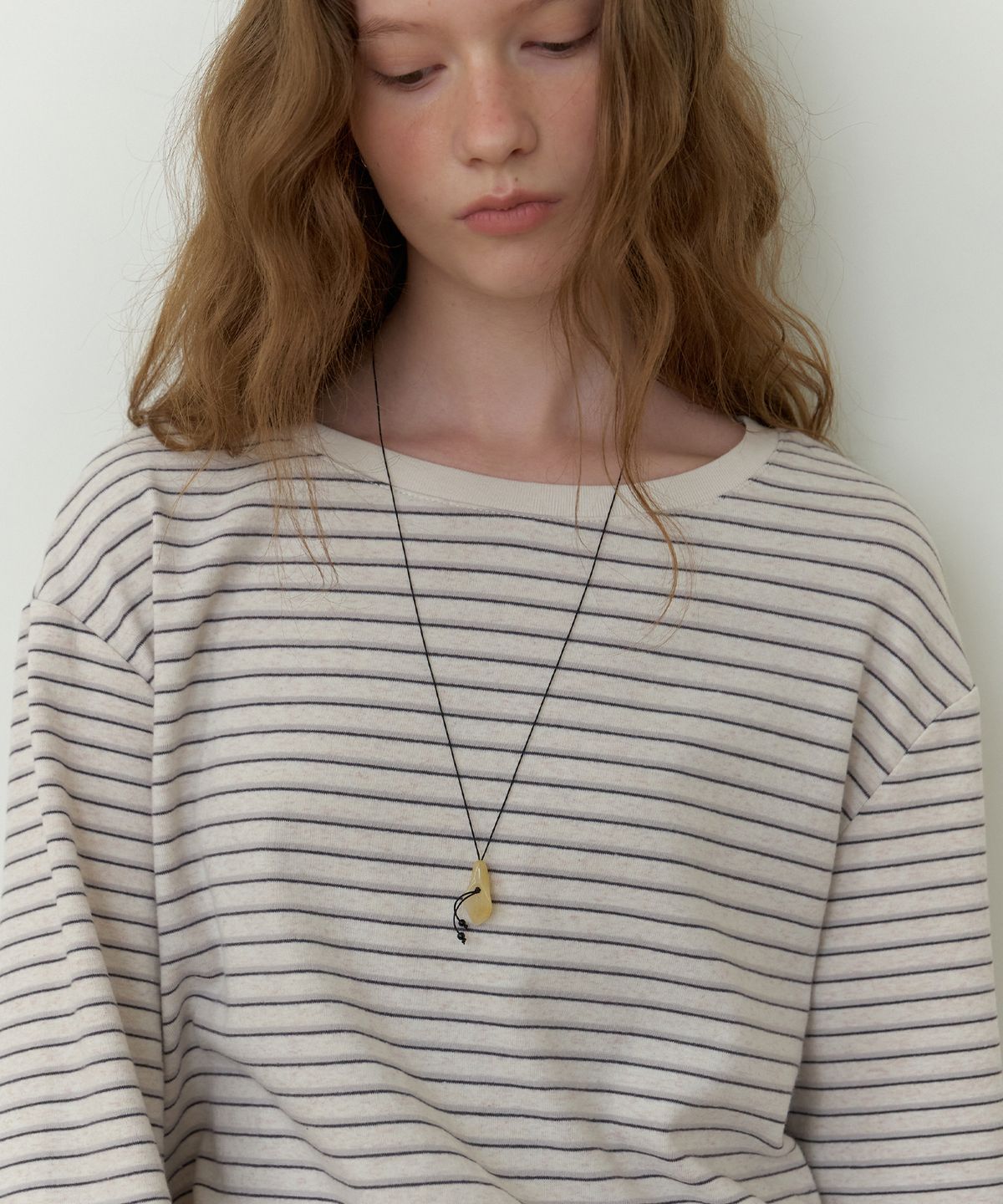 더미튼(THEMITTEN) Barn overfit t-shirt (oat stripe)