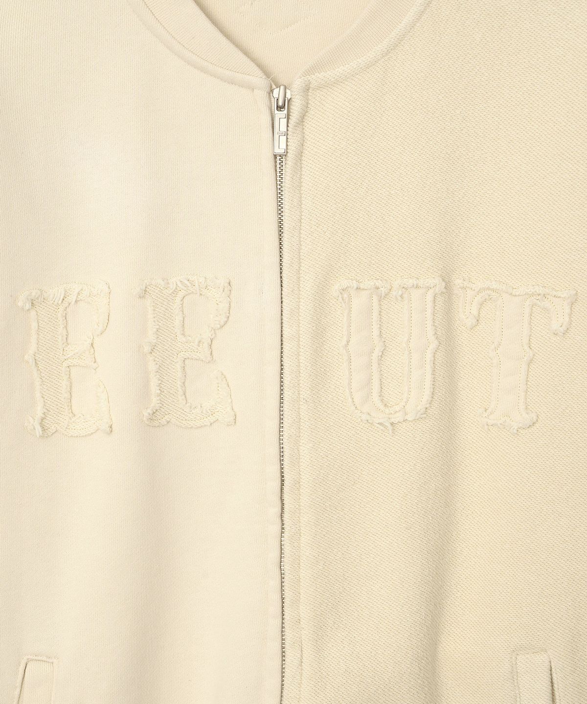 이우트(EEUT) EEUT APPLIQUE SWEAT ZIP UP / CREAM