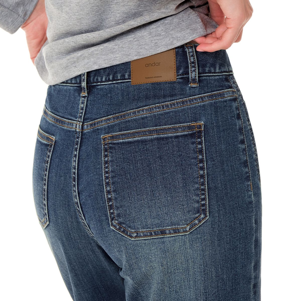 안다르(ANDAR) 에어데님 아웃포켓 와이드 부츠컷 청바지