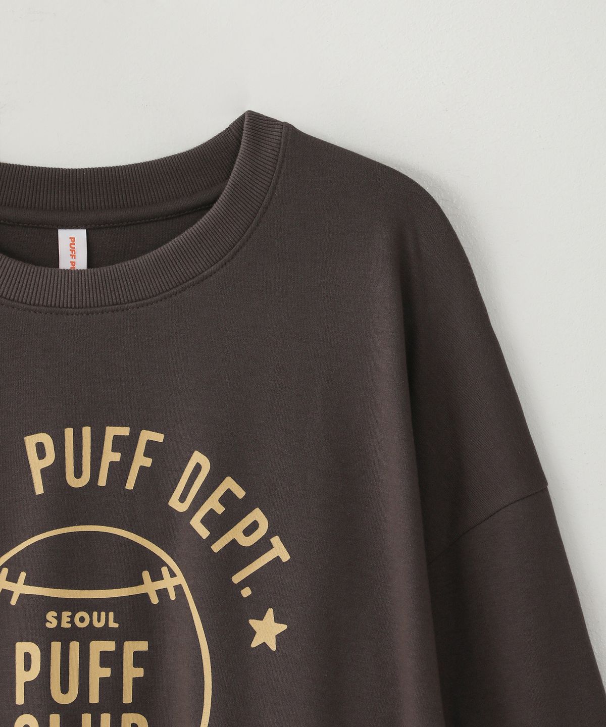 퍼프퍼프뎁트(PUFF PUFF DEPT) BASEBALL 스웨트셔츠 BROWN