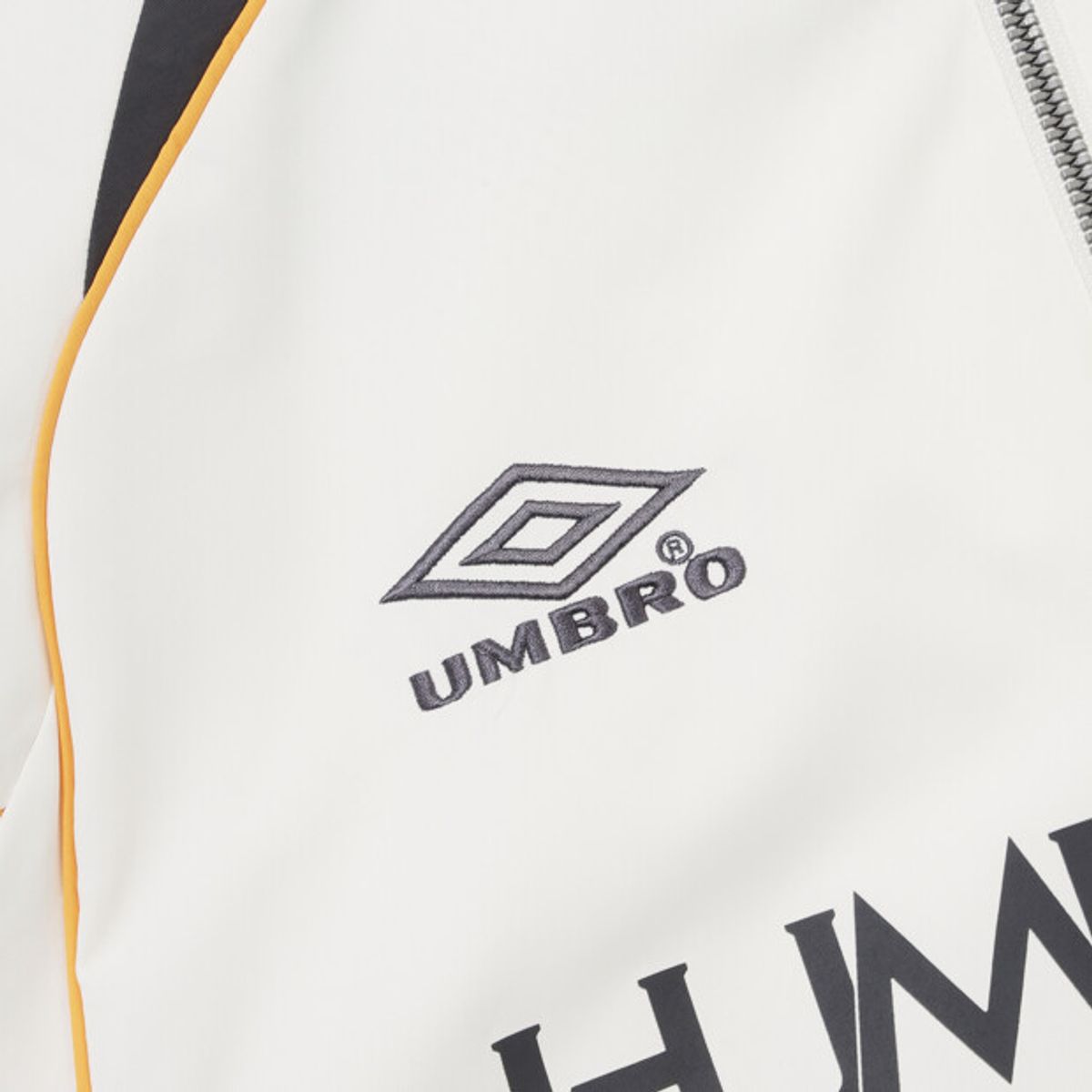 엄브로(UMBRO) HBL 네오 브릿 스탠넥 아노락 아이보리 UR321CWT96