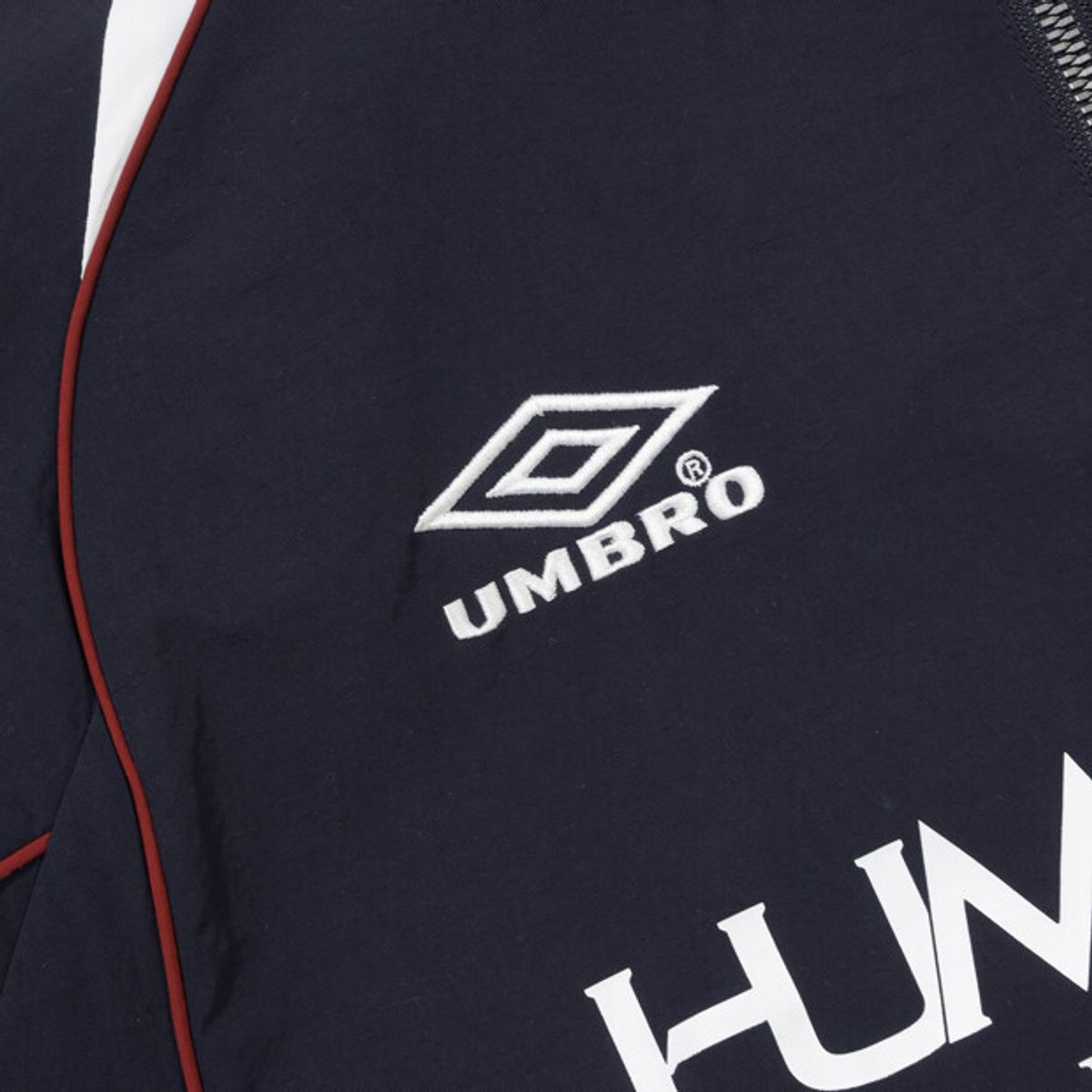 엄브로(UMBRO) HBL 네오 브릿 스탠넥 아노락 네이비 UR321CWT96