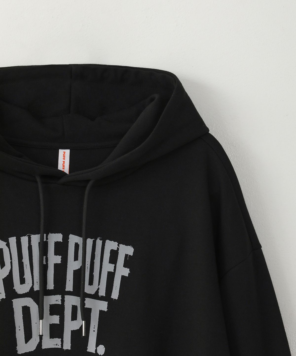 퍼프퍼프뎁트(PUFF PUFF DEPT) PPD 그런지 크롭 후드 BLACK