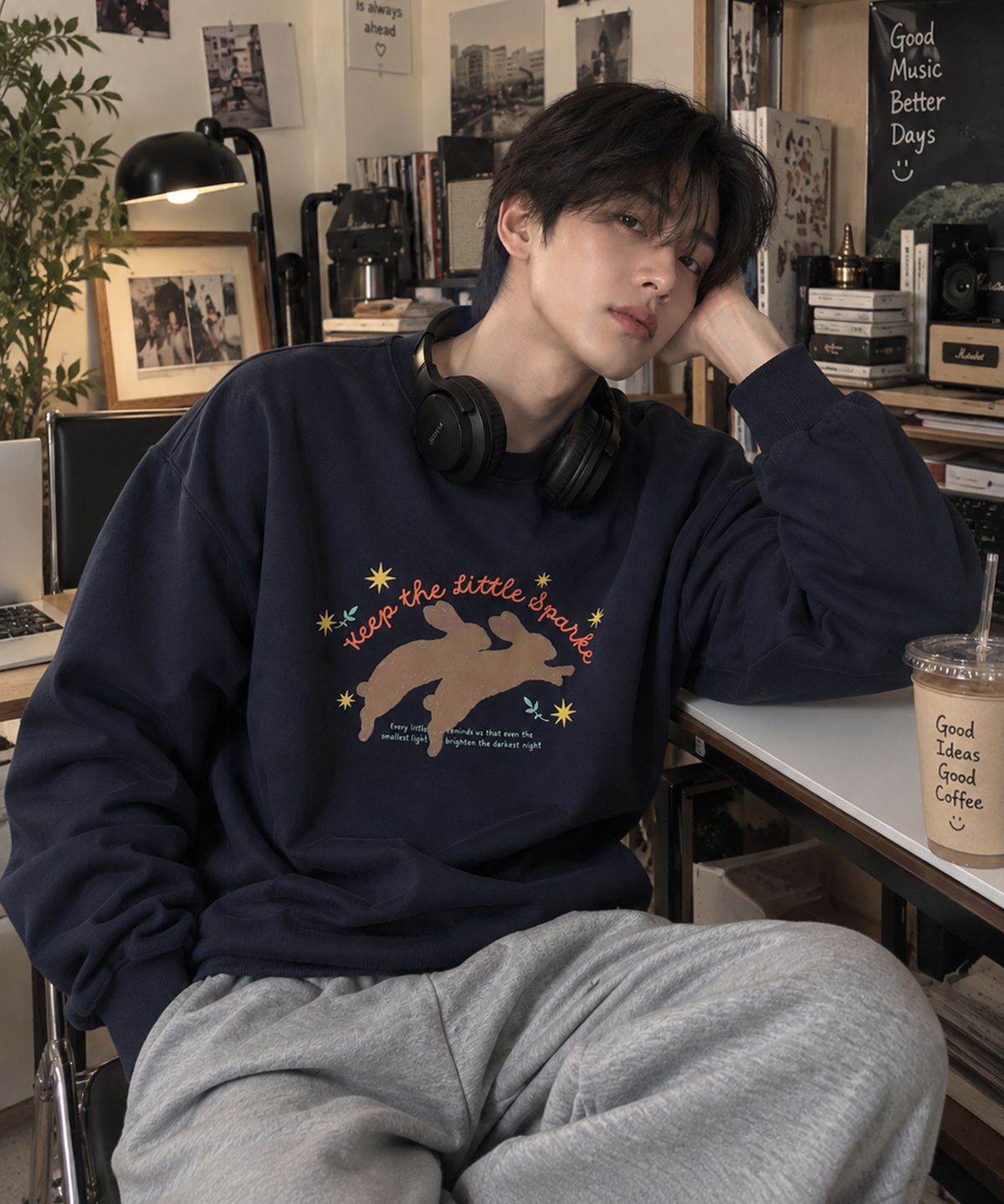도톤(DOTON) KEEP THE SPARK SWEATSHIRT (Grey)