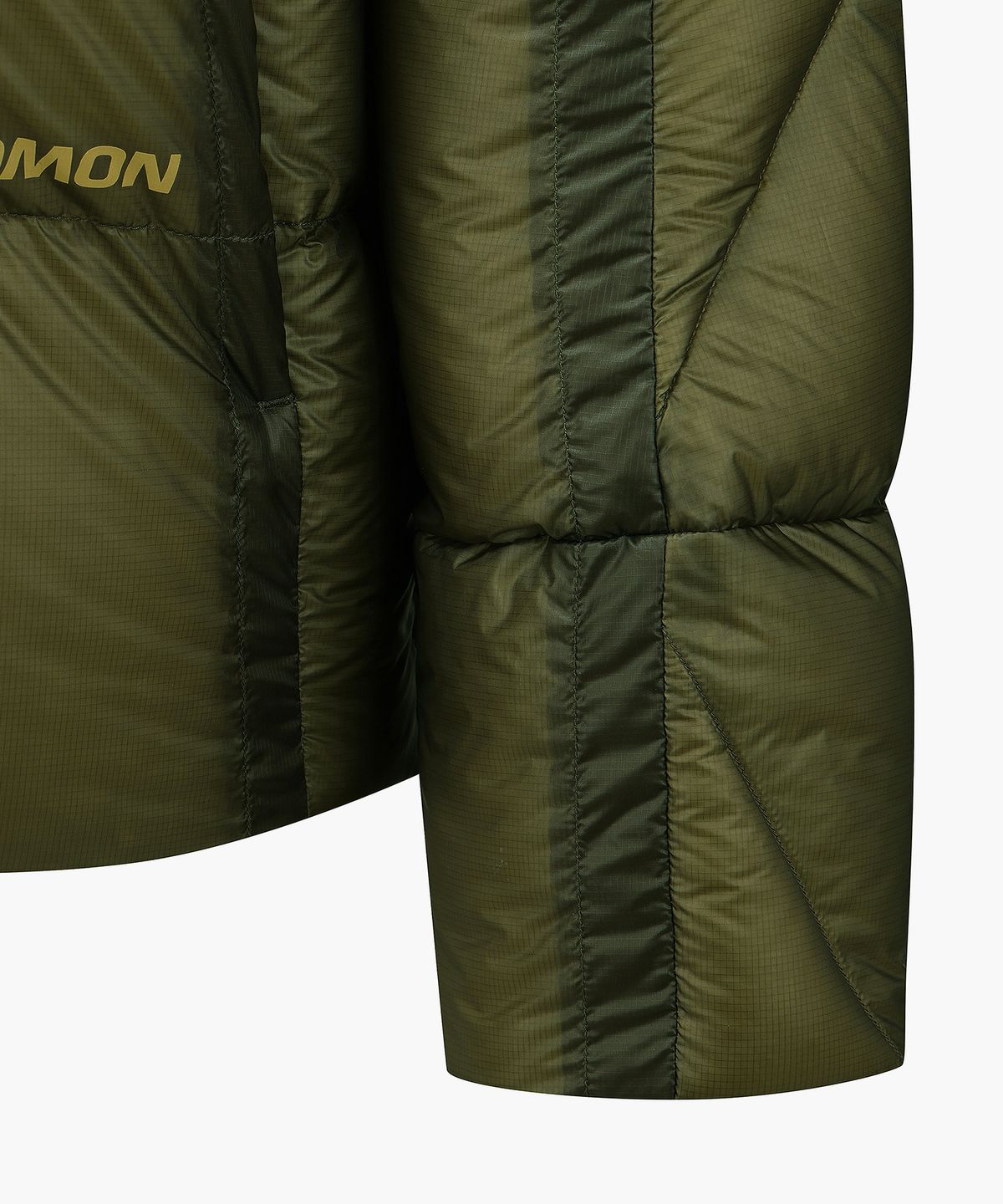살로몬(SALOMON) 알펜 챔버 다운 자켓_LD0387400