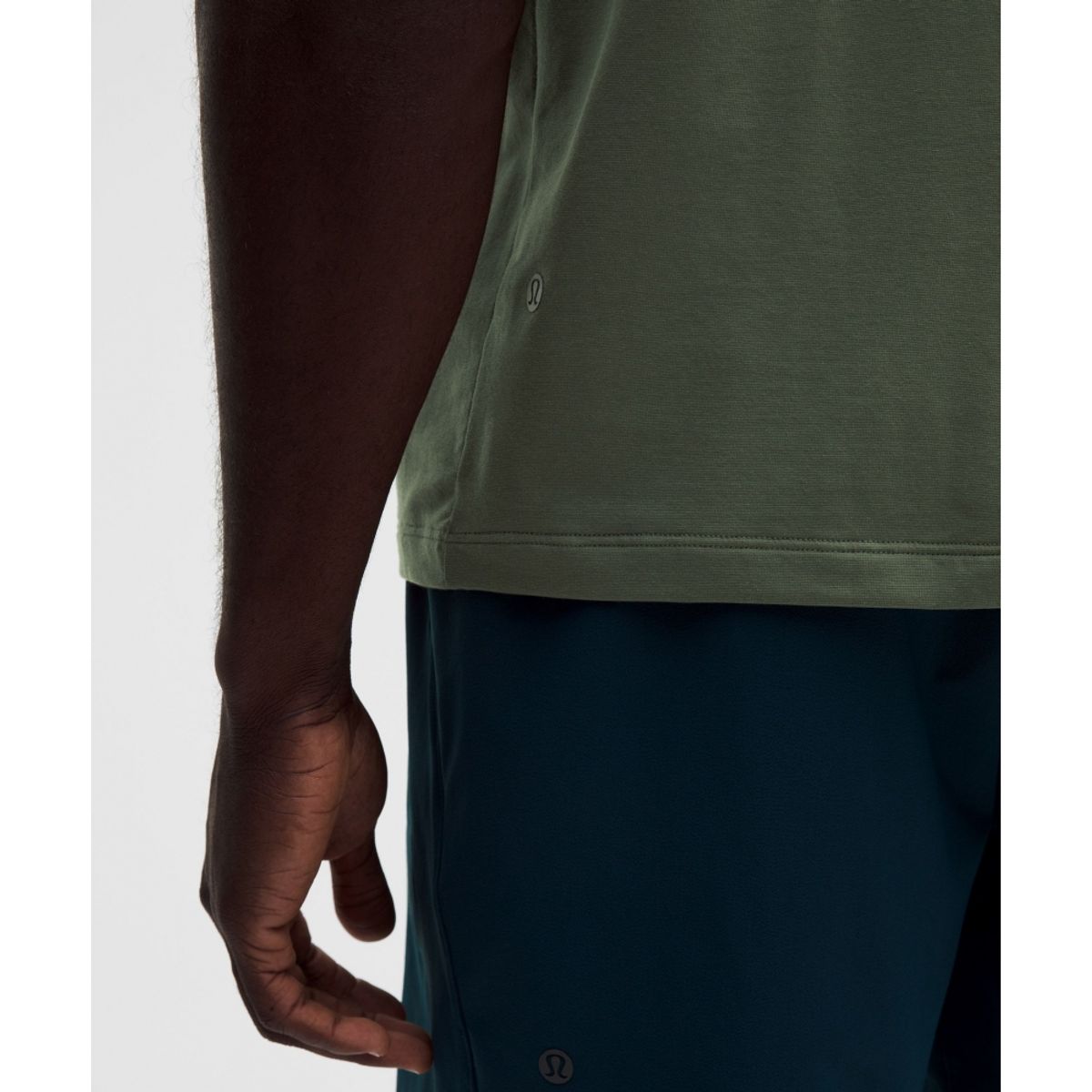 룰루레몬(LULULEMON) 제로드 인 숏슬리브 셔츠  SYEG