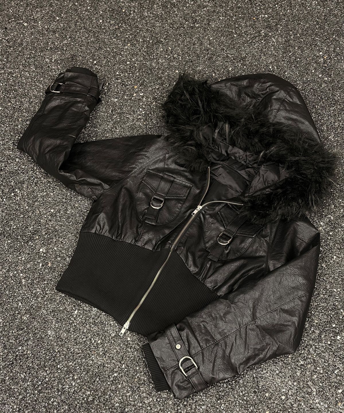 해빙(HAEBING) Half-Rib Raglan Leather Jacket