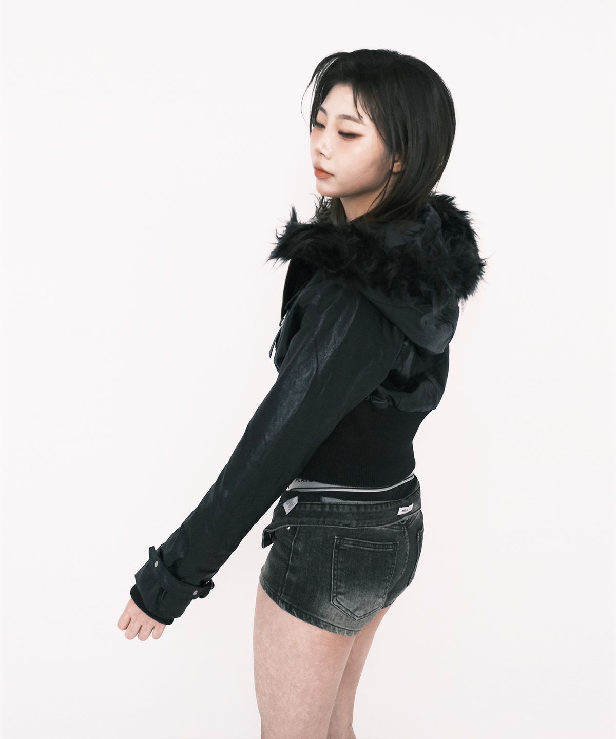 해빙(HAEBING) Half-Rib Raglan Leather Jacket