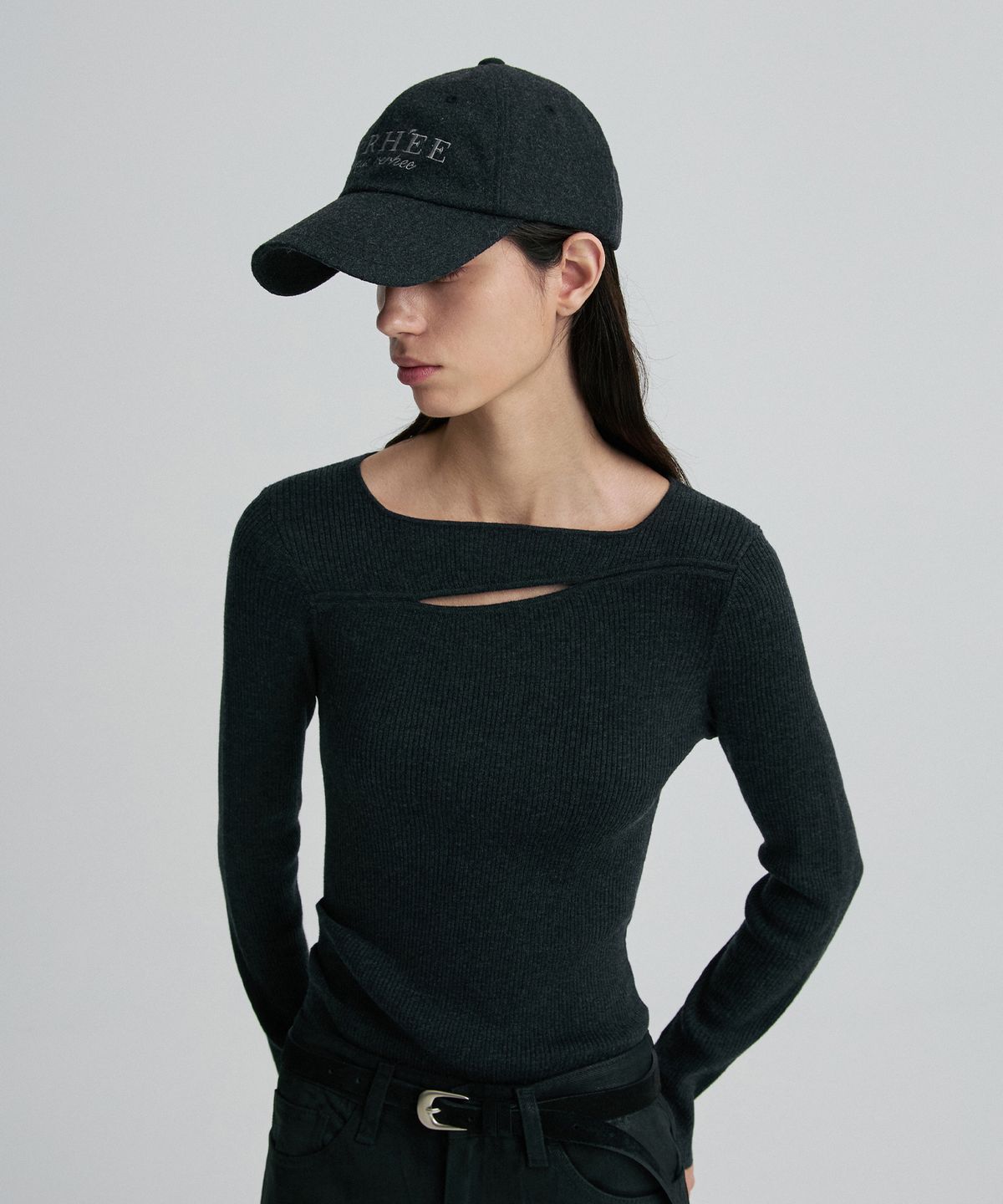 리이(RE RHEE) WOOL BALL CAP CHARCOAL