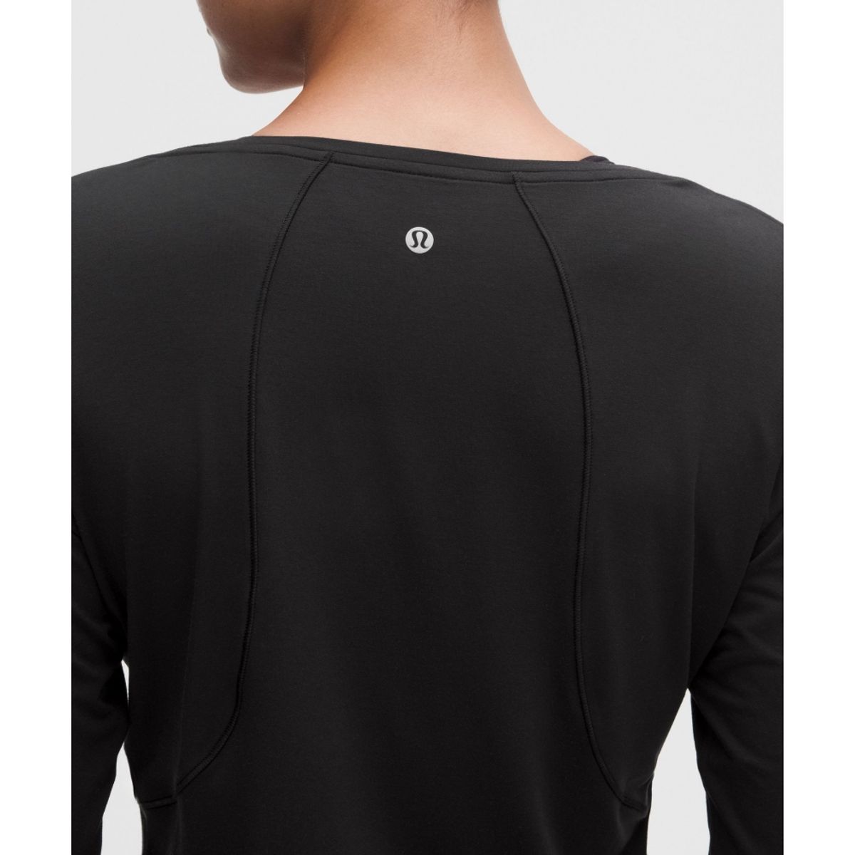 룰루레몬(LULULEMON) 실키어필 힙 렝스 롱슬리브 셔츠  BLK
