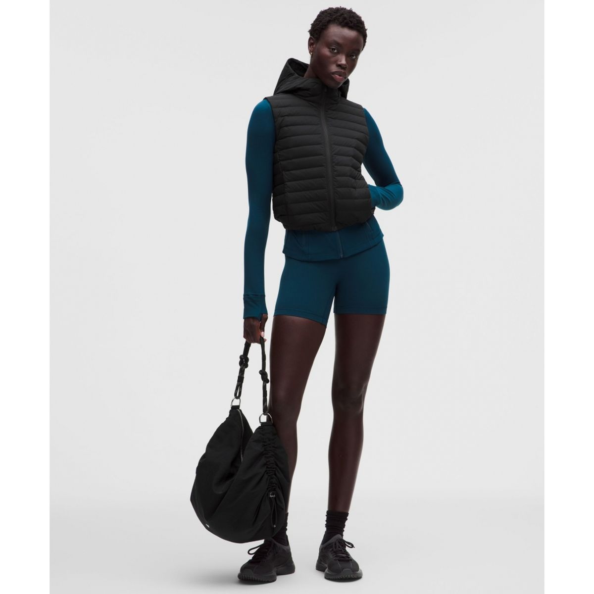 룰루레몬(LULULEMON) 다운 앤 어라운드 베스트  BLK