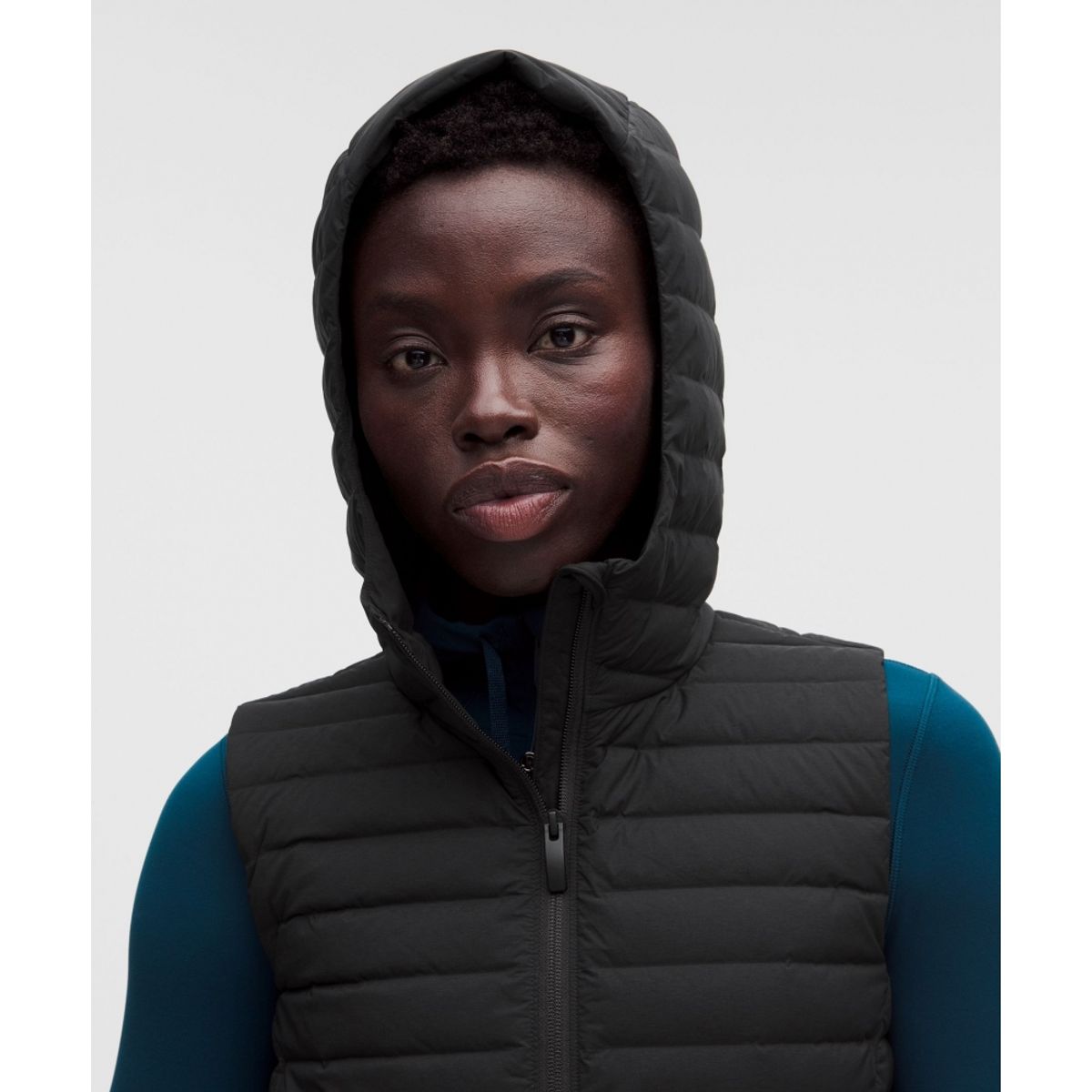 룰루레몬(LULULEMON) 다운 앤 어라운드 베스트  BLK