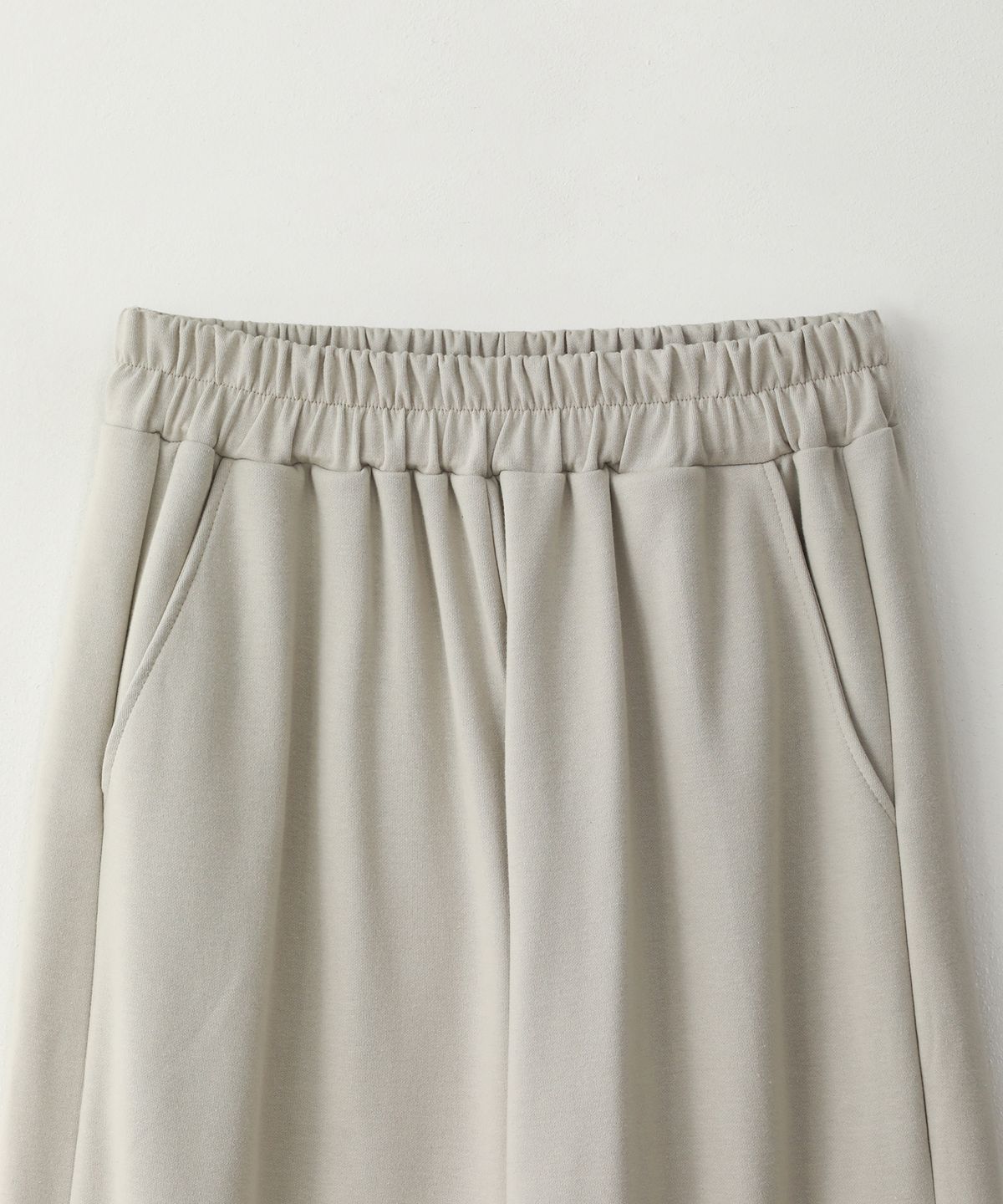 퍼프퍼프뎁트(PUFF PUFF DEPT) 컴포트 와이드 스웨트 팬츠 GREYISH BEIGE
