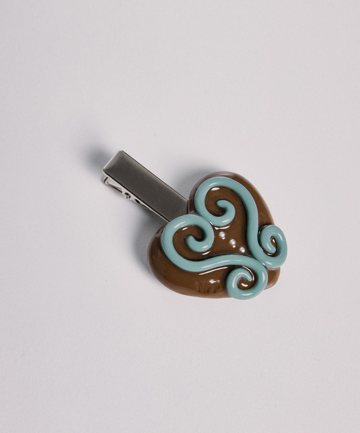 엔프프(NFF) odette big heart  hairpin-brown