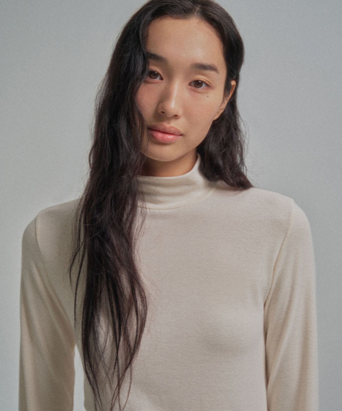 망고매니플리즈(MANGO MANY PLEASE) COON FRILL TURTLE TEE_CREAM