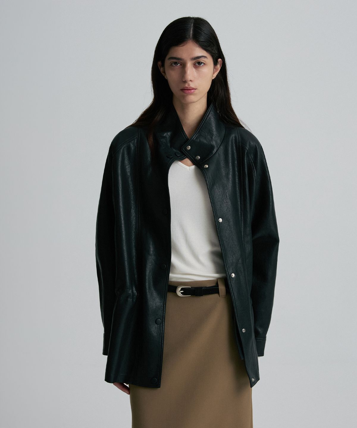 리이(RE RHEE) STRING-BELTED LEATHER JACKET
