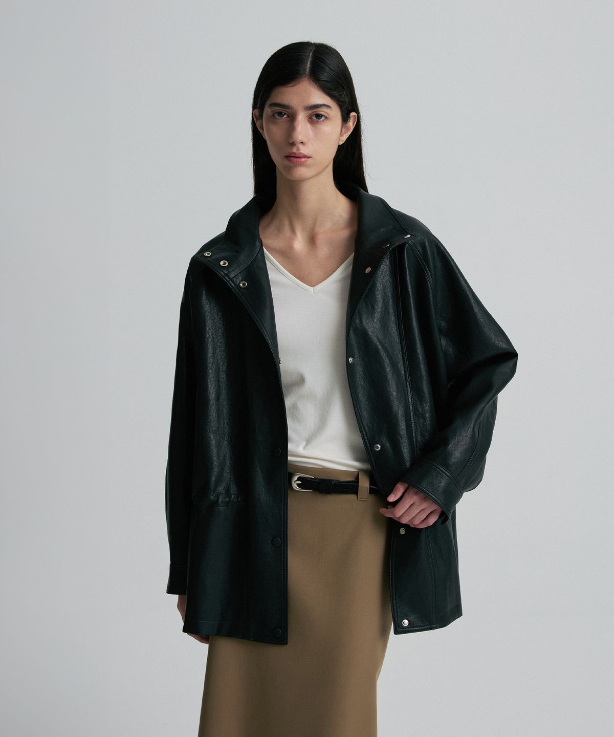 리이(RE RHEE) STRING-BELTED LEATHER JACKET