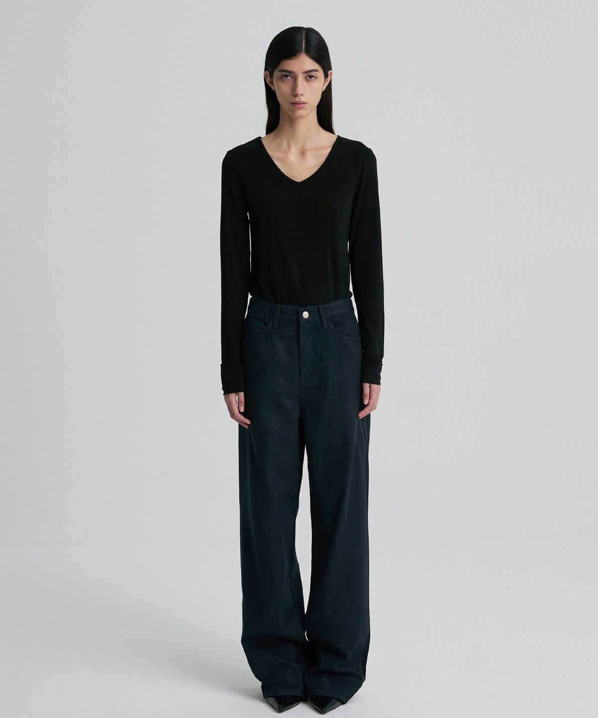 리이(RE RHEE) COATED DENIM JEANS