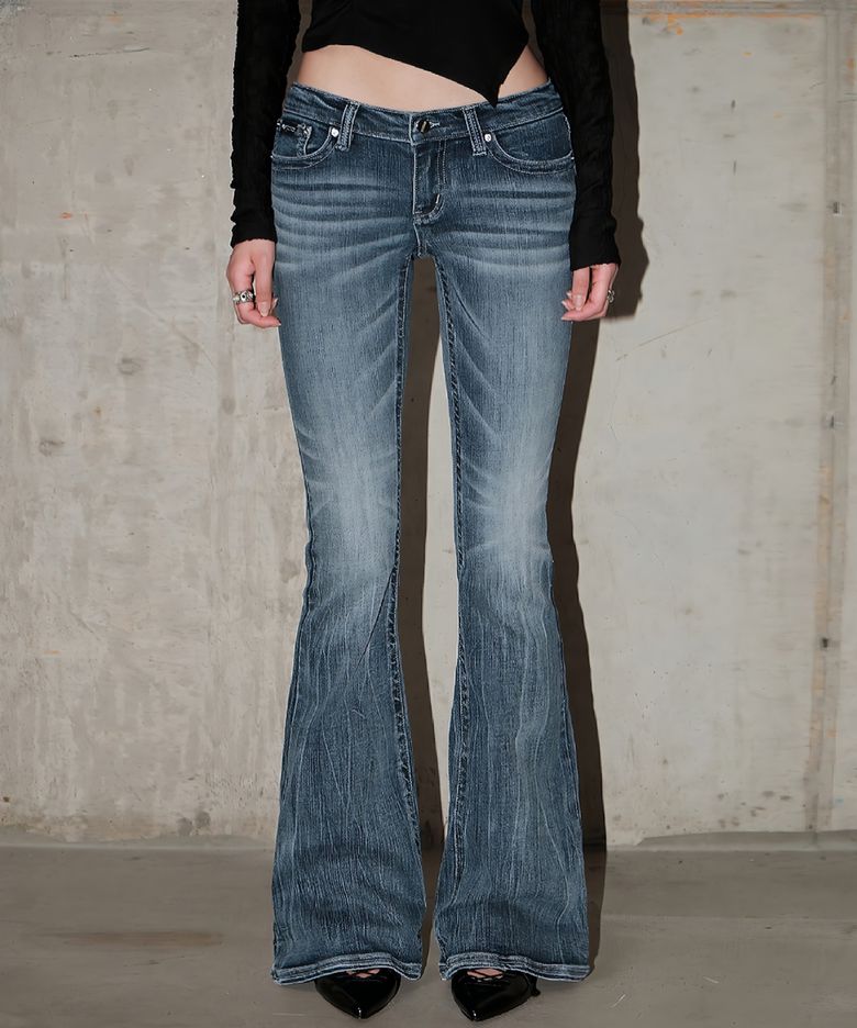 DUSTY LOW-RISE BOOTCUT DENIM PANTS