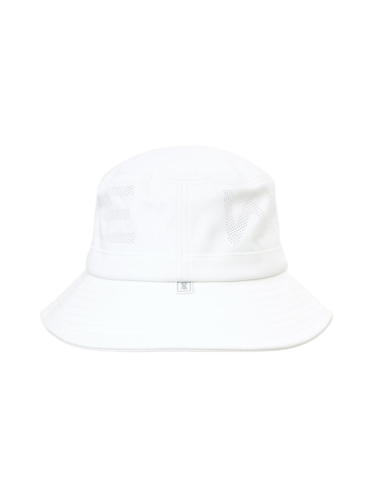 와이드앵글(WIDEANGLE) TO 빅로고 타공 포인트 햇_Off White_WMU26C03W3