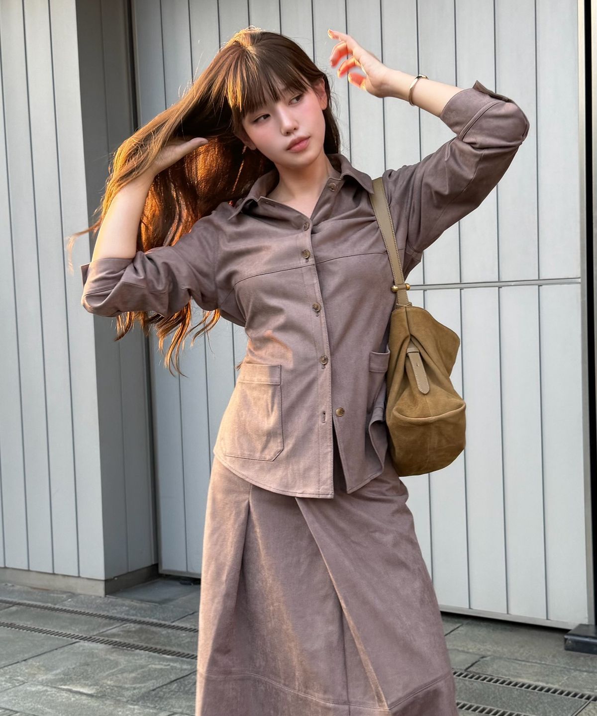 올리브 데 올리브(OLIVE DES OLIVE) 싱글 스웨이드 자켓형 블라우스 OL6AB9030