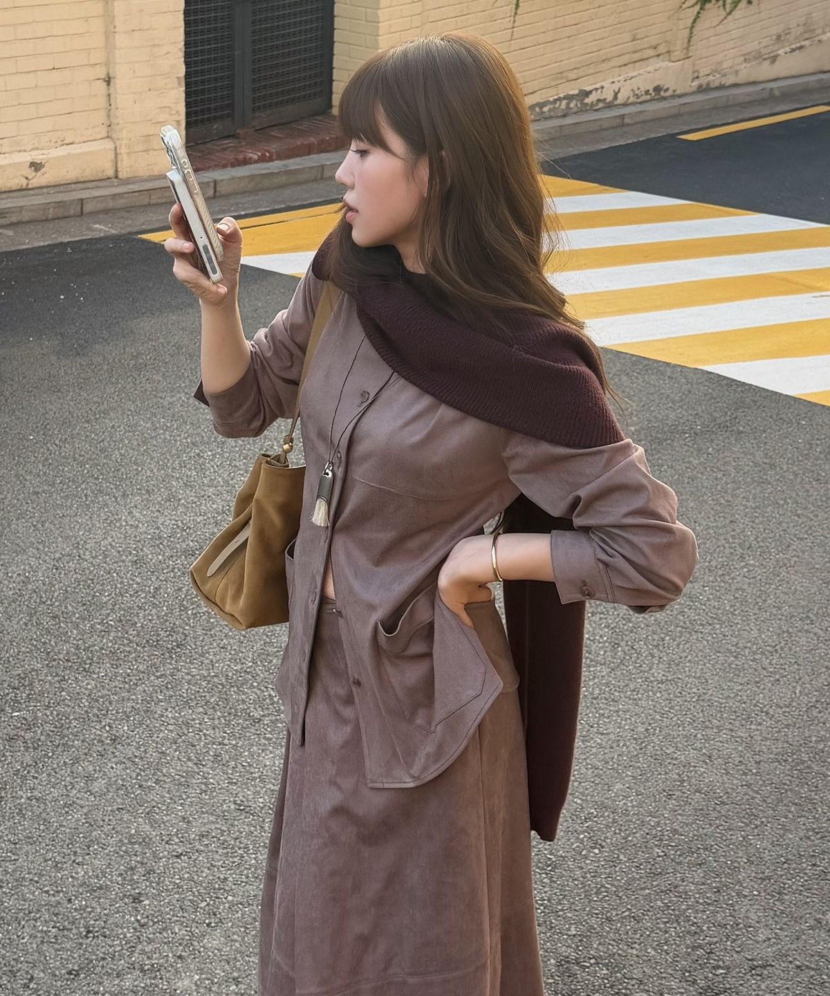 올리브 데 올리브(OLIVE DES OLIVE) 싱글 스웨이드 자켓형 블라우스 OL6AB9030