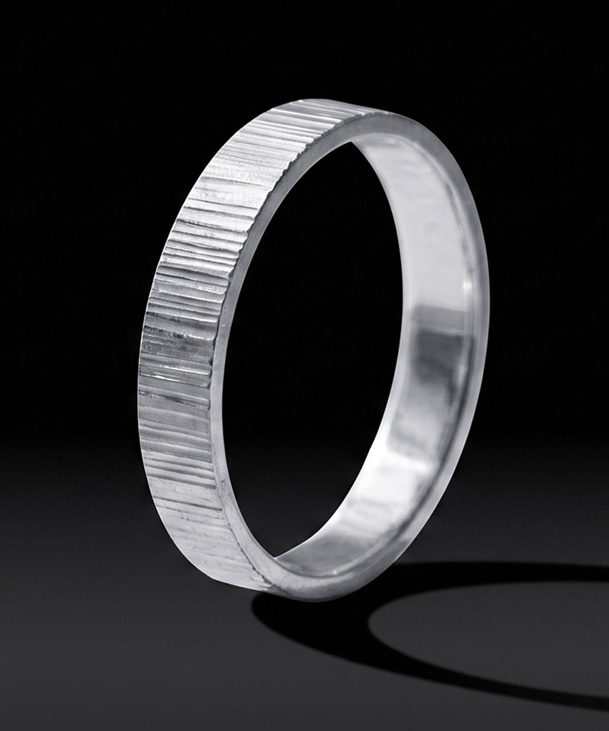 엘렌쥬얼리(HELENE JEWELRY) 실버 Silver 925 우드 텍스쳐 미스 링 은 반지