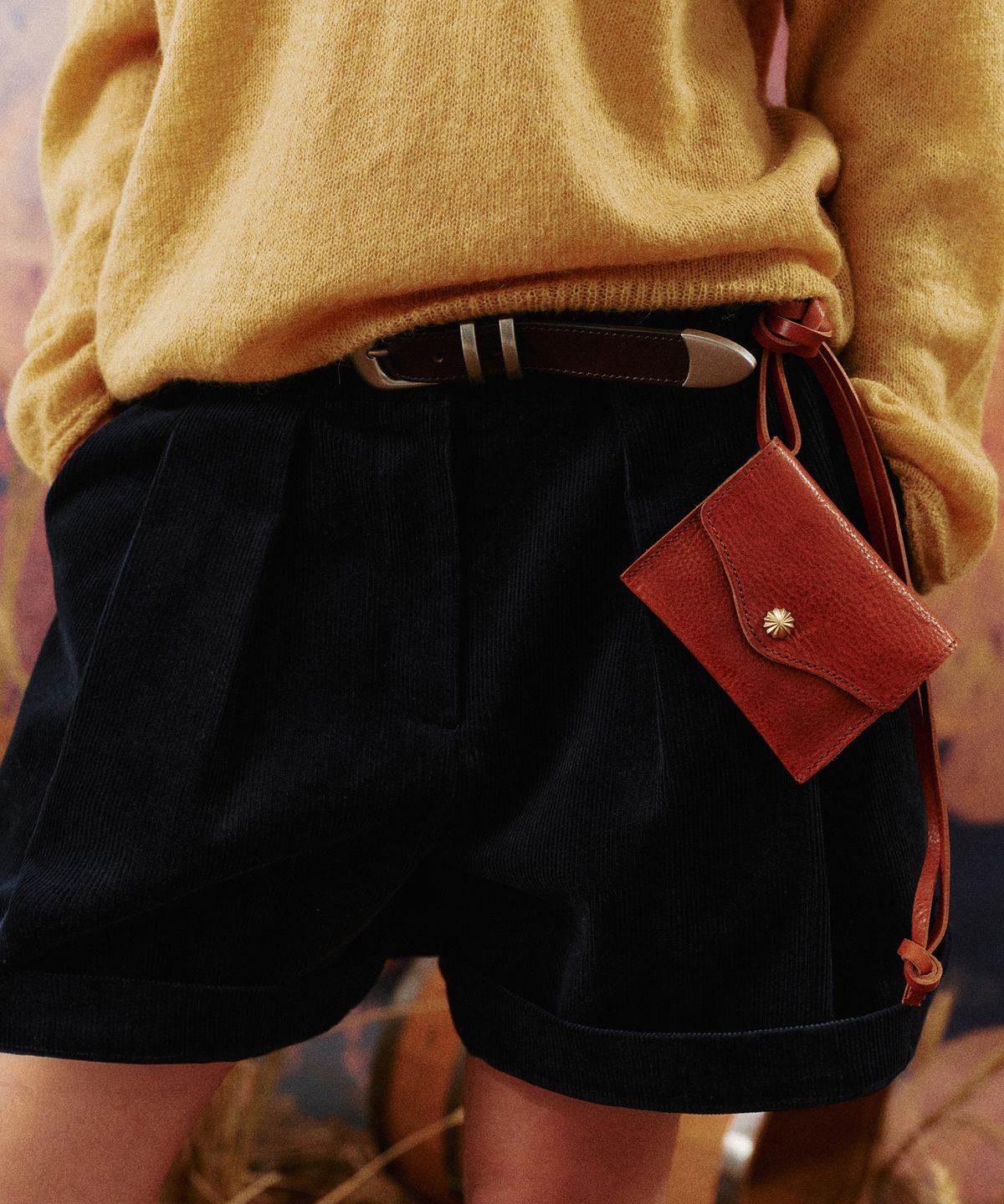 망고매니플리즈(MANGO MANY PLEASE) MARO CORDUROY SHORTS_NAVY