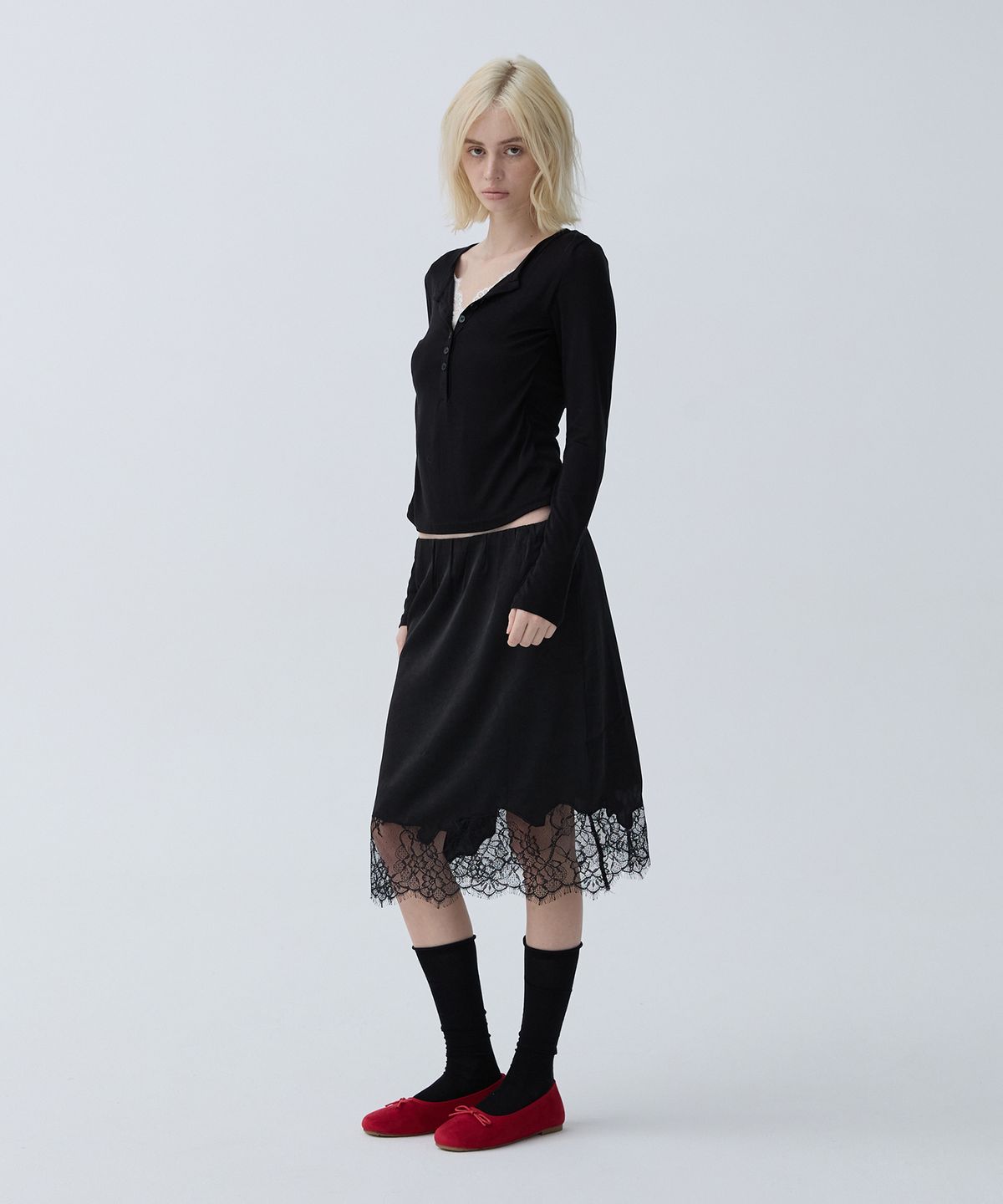 아크무어(ARCMOOR) 뎁스 헨리넥 탑 [Black]