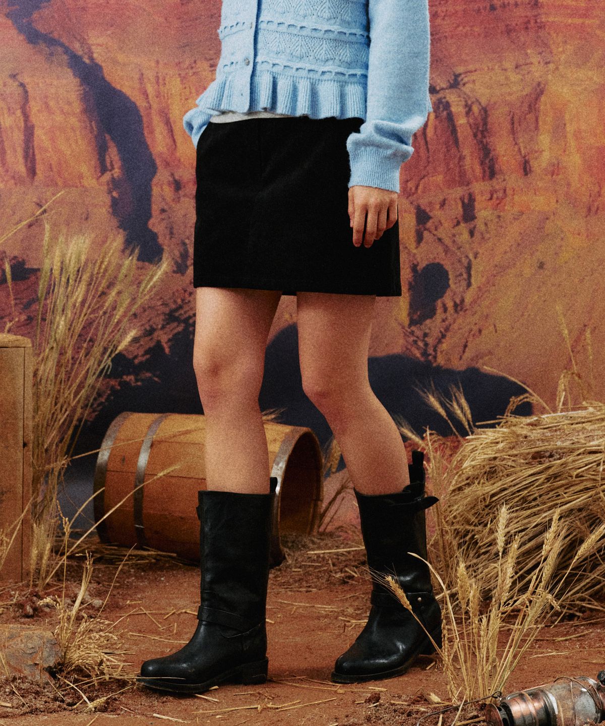 망고매니플리즈(MANGO MANY PLEASE) JOI CORDUROY MINI SKIRT_BLACK