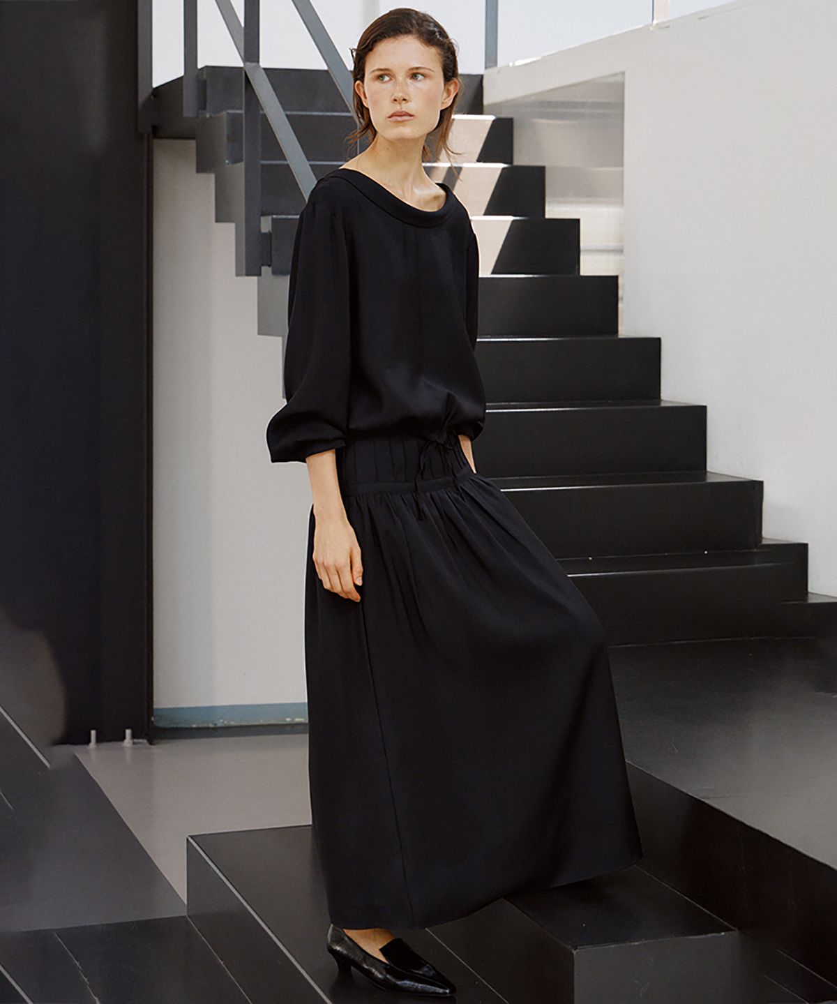 노우드(NOEUD) SK014 Muted Pintuck Skirt (Black)