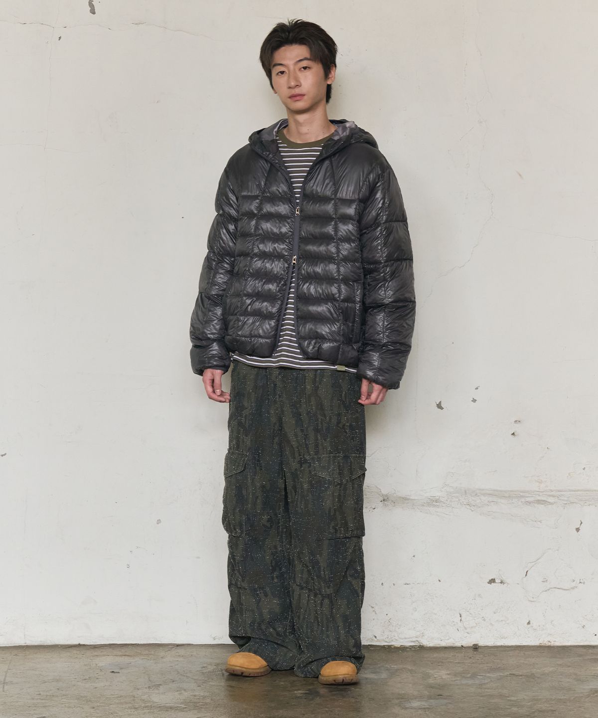 논타입(NONTYPE) HOODIE LIGHT QUILTED JACKET (CHACOAL)