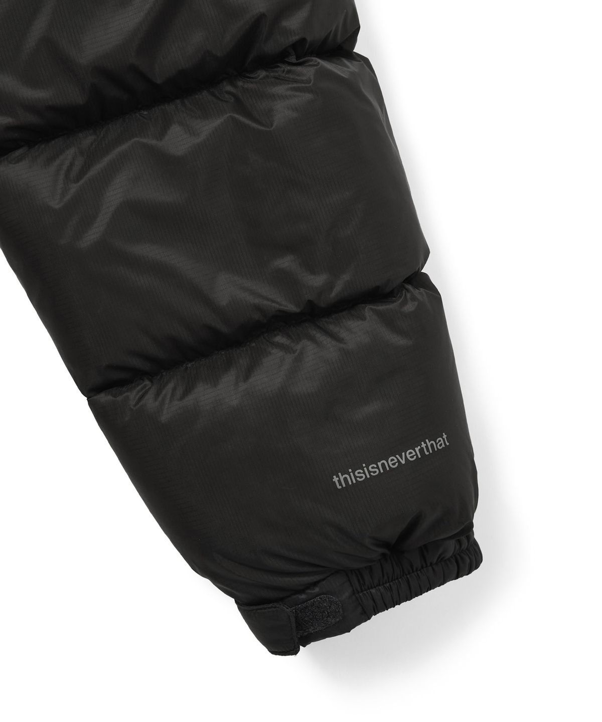 디스이즈네버댓(THISISNEVERTHAT) Skogar MID Down Jacket Off Black