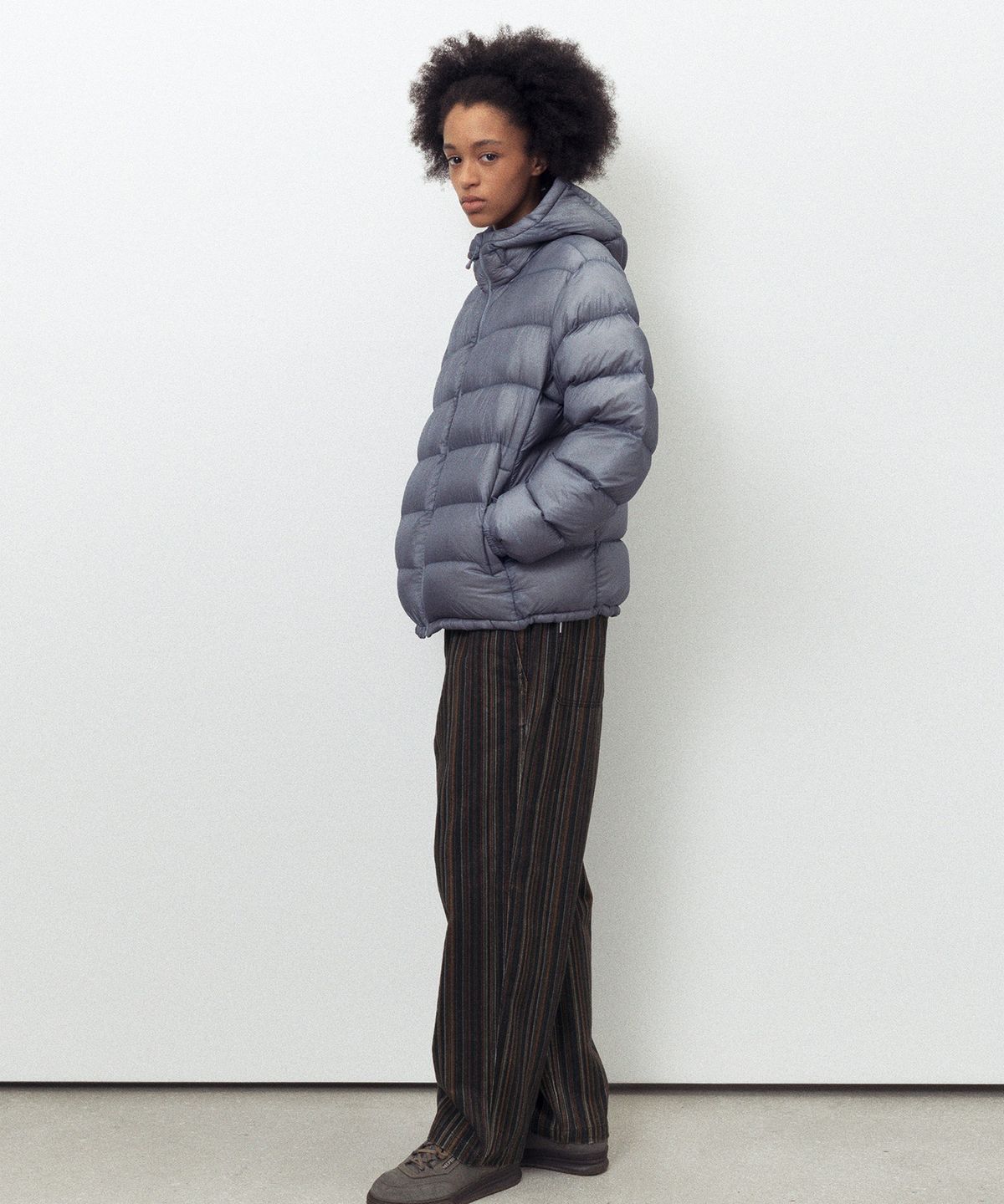 디스이즈네버댓(THISISNEVERTHAT) Skogar Hooded MID Down Jacket Peri
