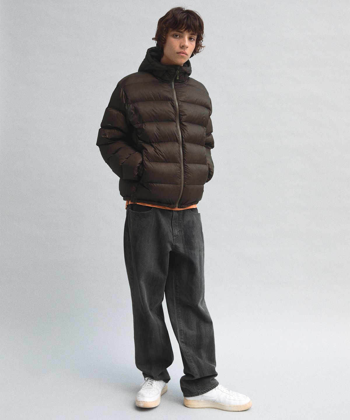디스이즈네버댓(THISISNEVERTHAT) Skogar Hooded MID Down Jacket Brown