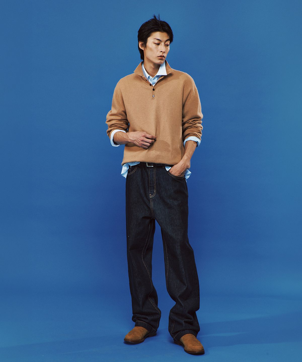 플랙(PLAC) 넥 버튼 카라 니트 베이지