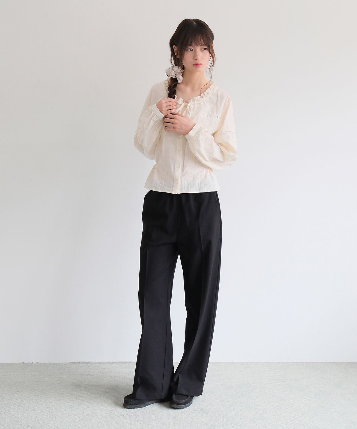 모의(MOUI) Wool banding slacks (BLACK)