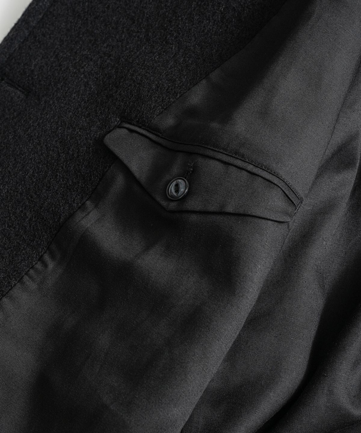 비헤비어(BEHEAVYER) BOILED WOOL NAVAL PEA COAT black